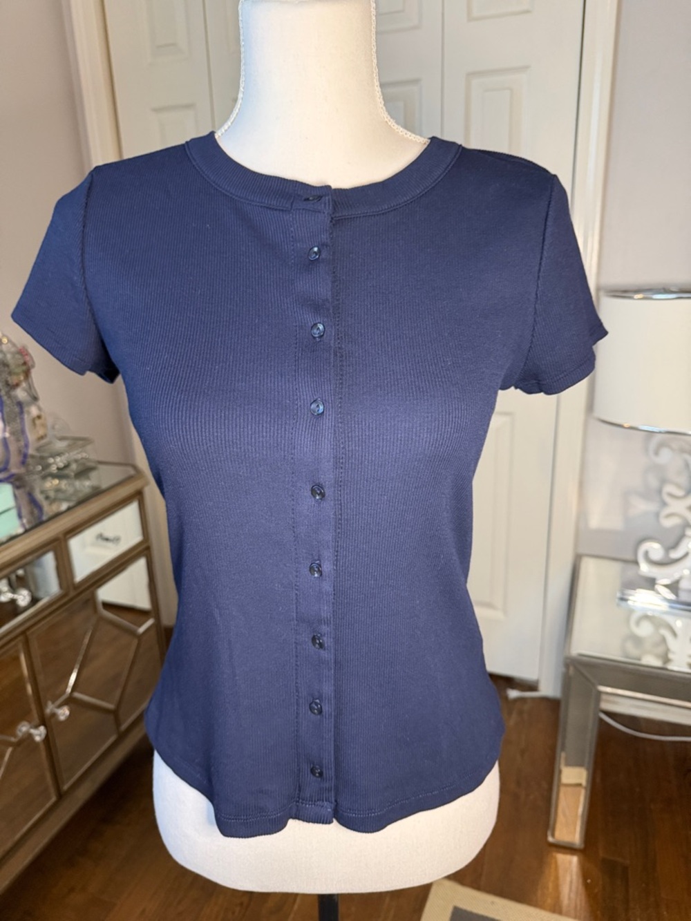 Truth By Republic Classic Navy Short-Sleeve Button-Front Ribbed Tee S/P NWT